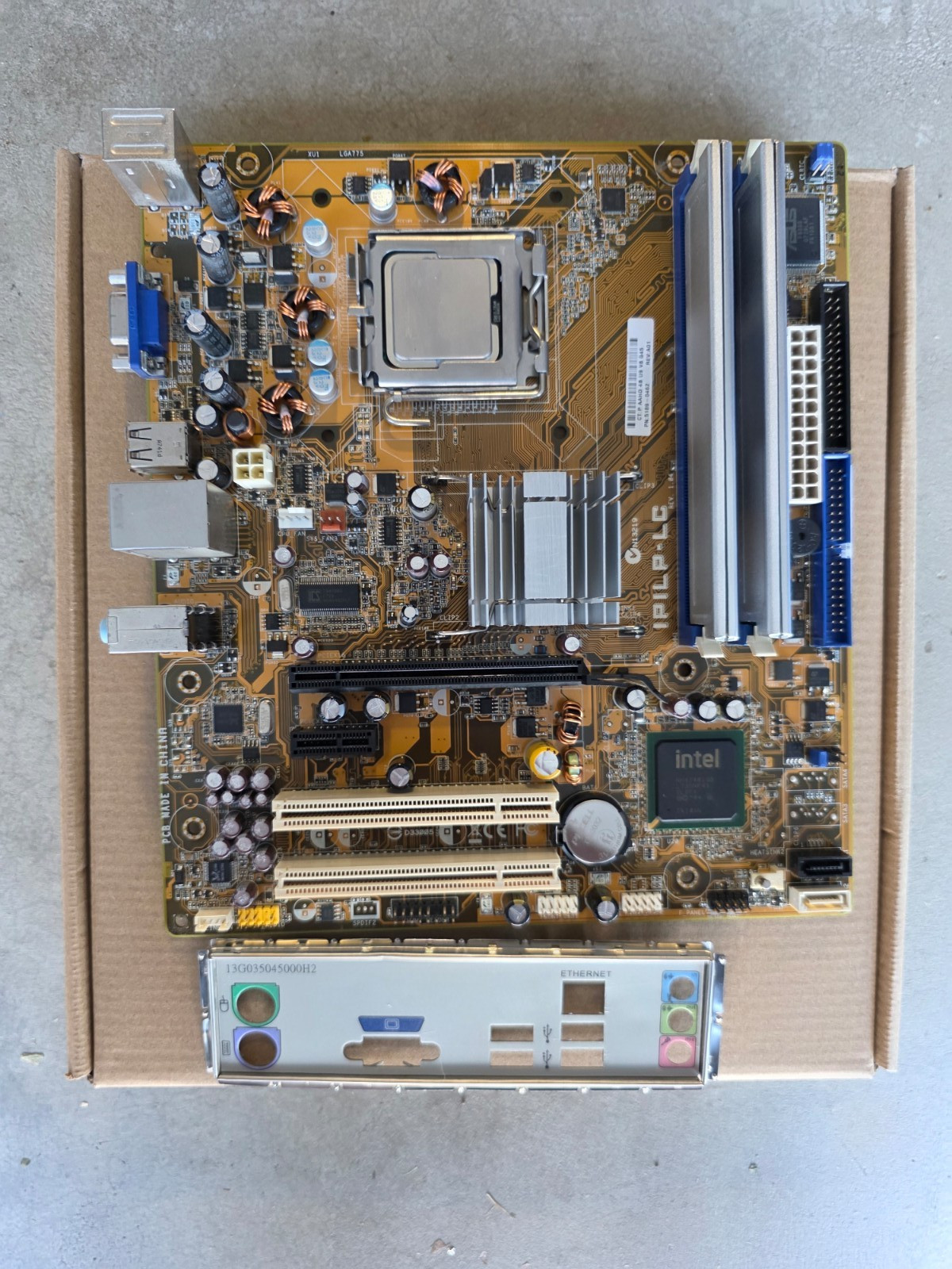 HP IPILP-LC Motherboard 5189-0462 with Pentium E2140 CPU, 4GB RAM, I/O Shield