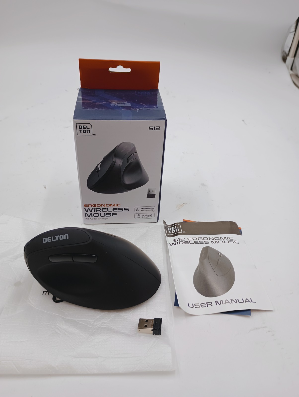 DELTON S12 ERGONOMIC WIRELESS MOUSE W/AUTO PAIR USB DONGLE DMERGS12P-WB OPEN BOX