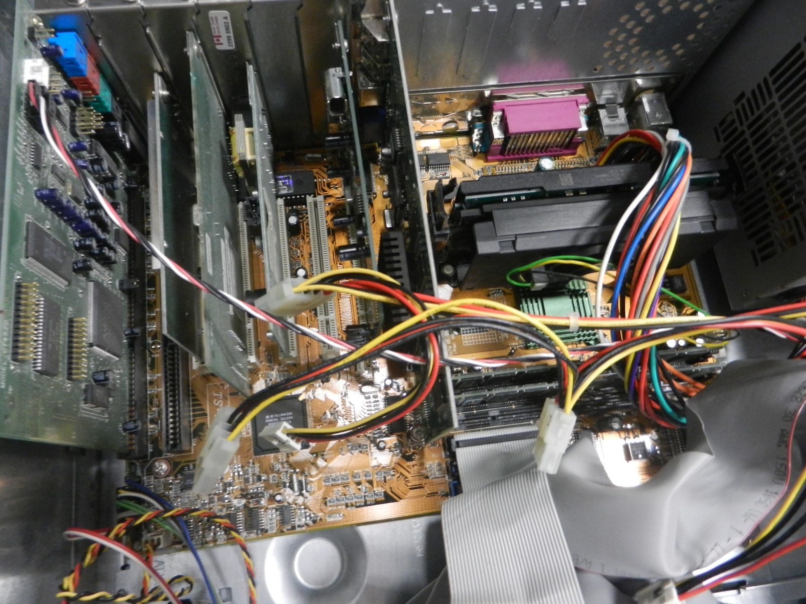 Vintage - TRANSCEND W/ Pentium III 800MHz Desktop ATX TOWER PC - No HDD - BOOTS