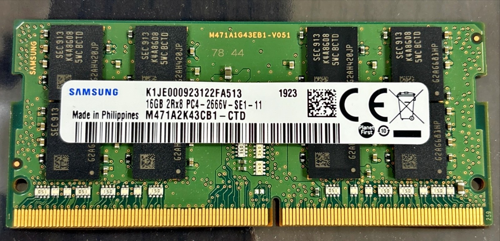 Samsung M471A2K43CB1-CTD 16GB DDR4-2666 SO-DIMM Laptop RAM