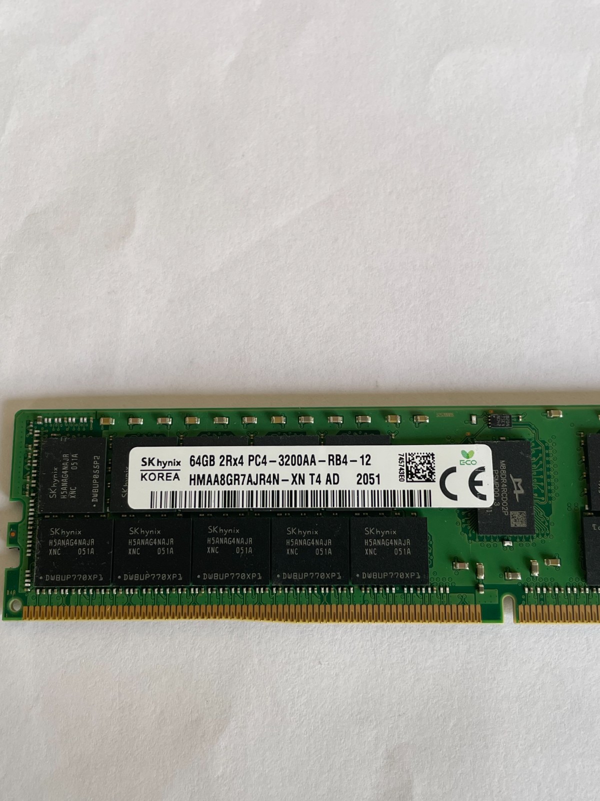 SK Hynix 64GB 2RX4 PC4-3200AA-RB2 DDR4 HMAA8GR7AJR4N-XN-TG-AD 2051 Server Memory