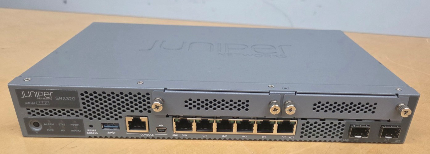 JUNIPER NETWORKS 8-Port Security Services Gateway Appliance SRX320 W/ ADAPTER