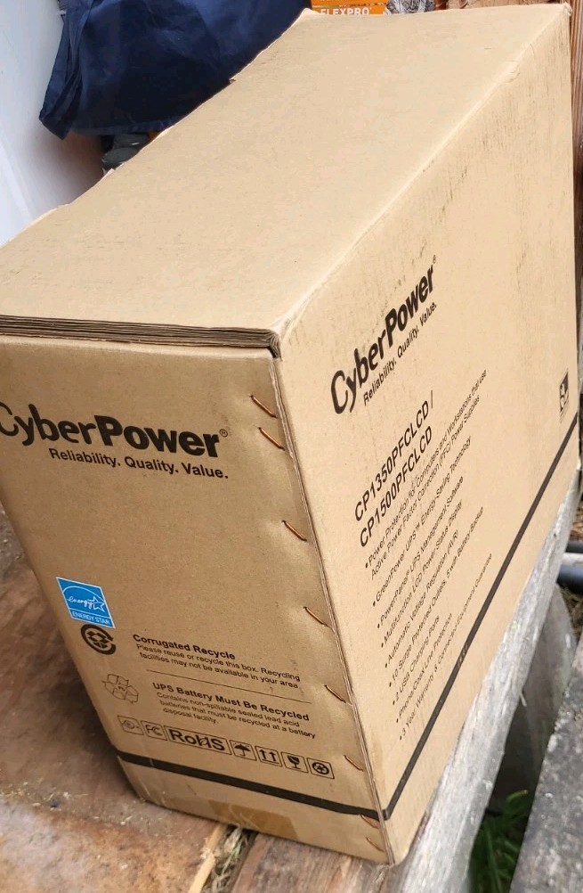 CyberPower CP1500PFCLCD 1500VA/900W PFC Sinewave UPS | 10 Outlet w/ New Battery