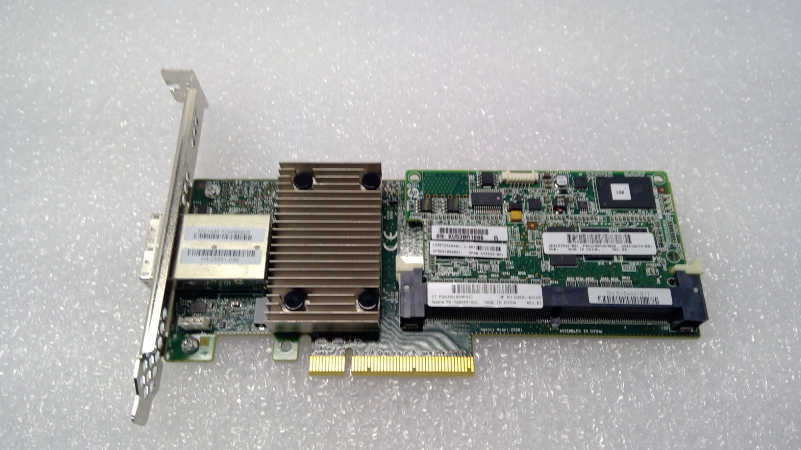 HP P1224 633542-001 12Gb 8E 8-Port External SAS Controller 1G Cache 610674-001