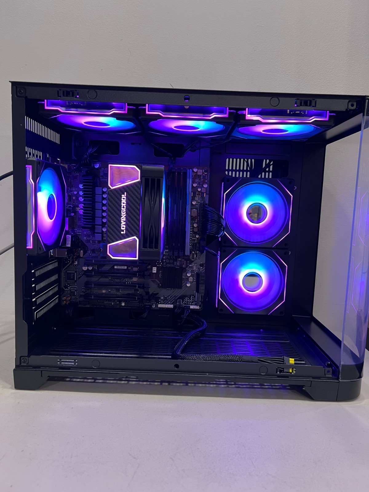 High-End Gaming PC Ryzen 7 9800X3D | 16GB DDR5 | 1 TB SSD | RTX Ready | 750W