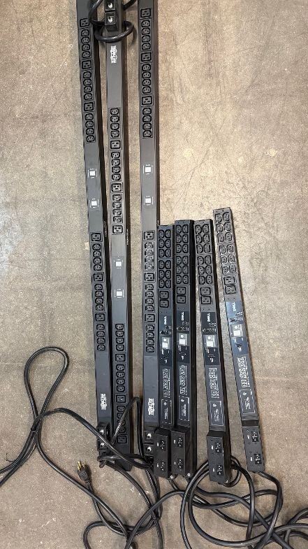 ***7 PDU's****  Tripp-Lite and Dell PDU's ****Total 7 Units*****