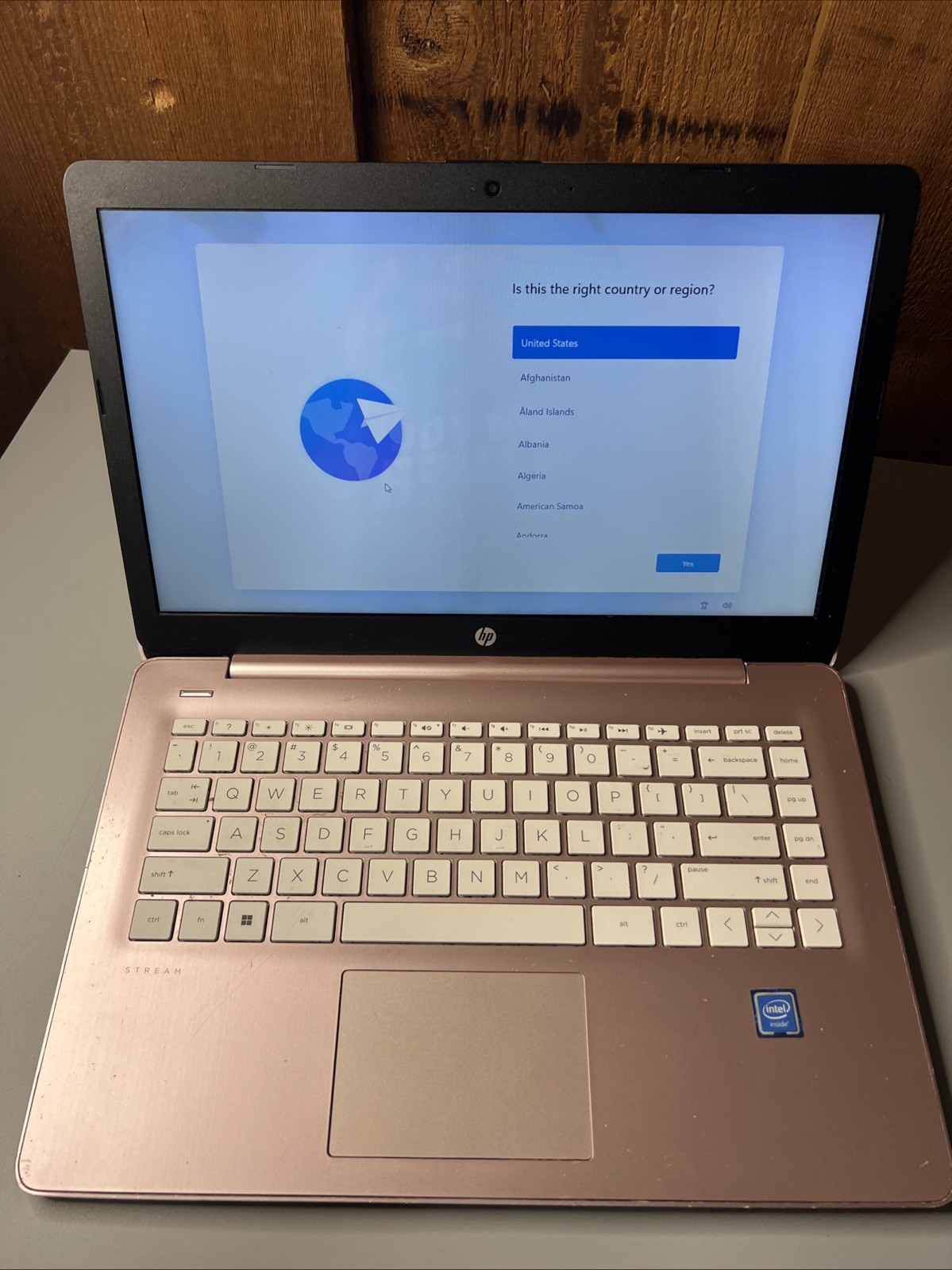 HP Stream 14-cb172wm 14in Pink Laptop Intel Celeron 4GB 32GB