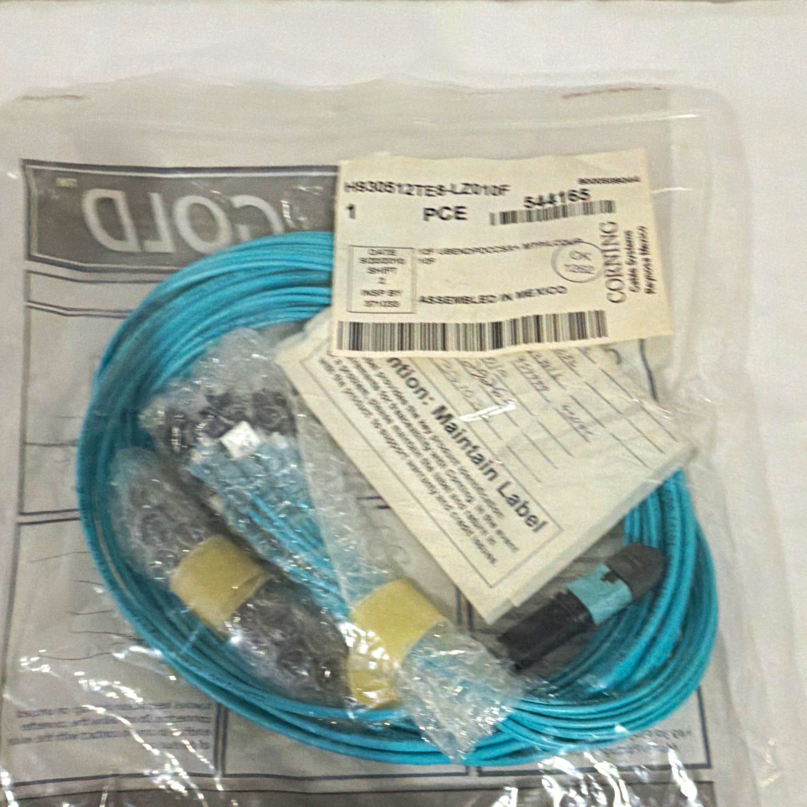 Corning H930512TE8-LZ010F MTP to LC Duplex Fiber Optic Cable 10ft Blue