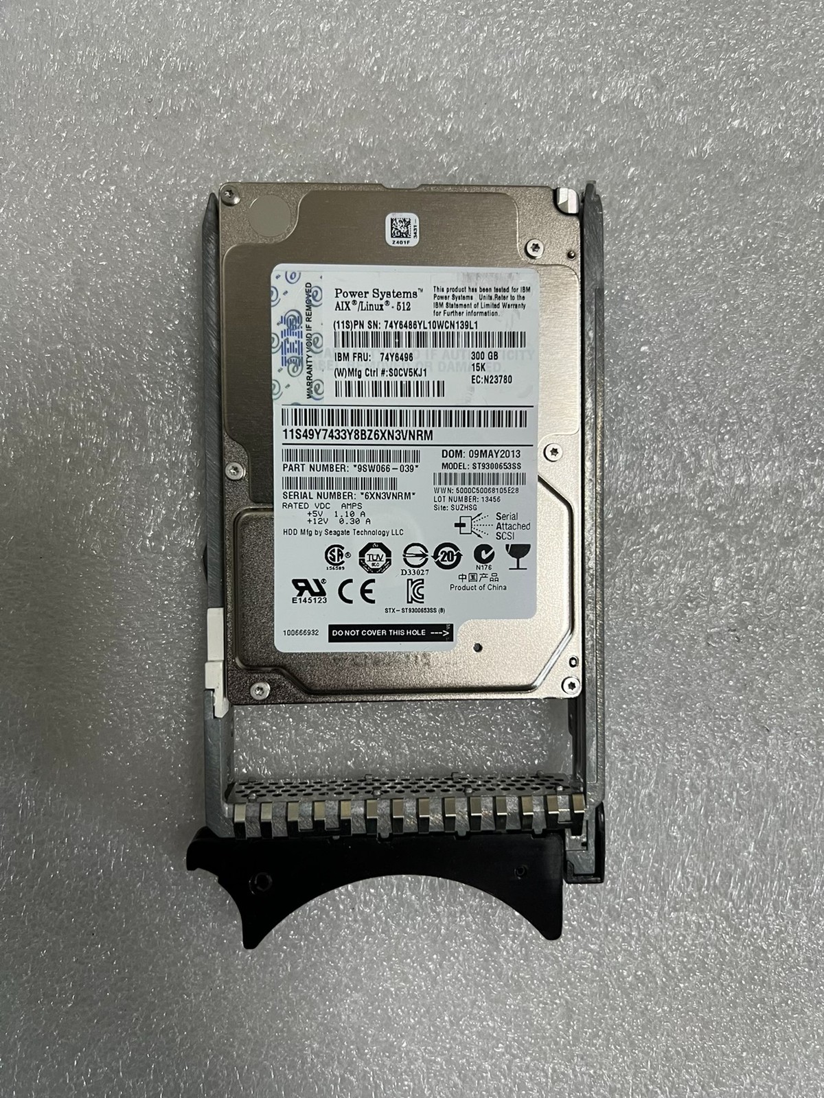 IBM 74Y6496 74Y6486 300GB 15K SAS 2.5 Hard Drive For P710 P720 P740 Power System