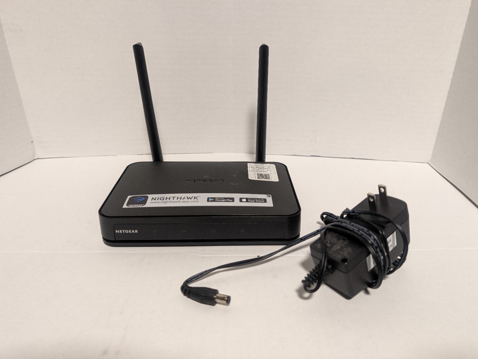 NETGEAR R6020 AC750 Dual-Band Wi-Fi 5 Router - 062