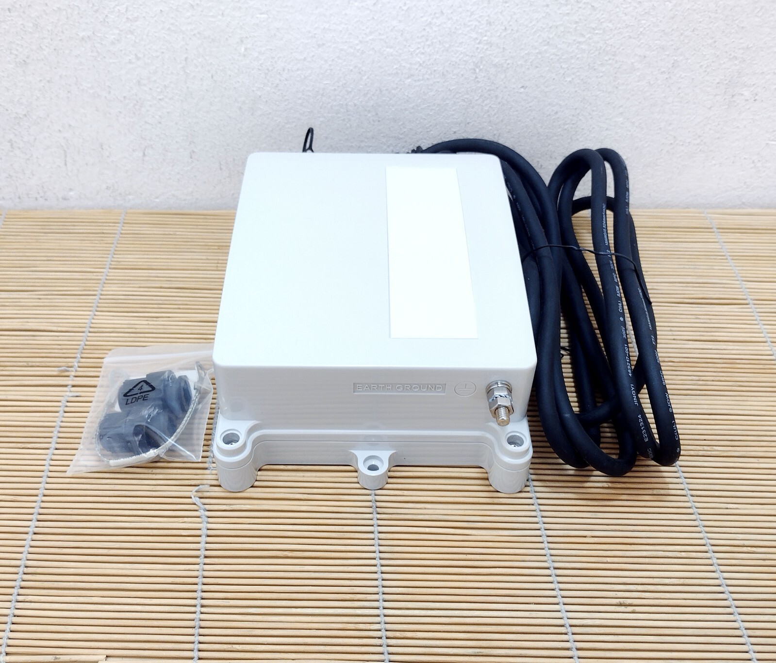 New No Box Cisco AIR-PWRINJ-60RGD1 60W outdoor rated power injector New Other