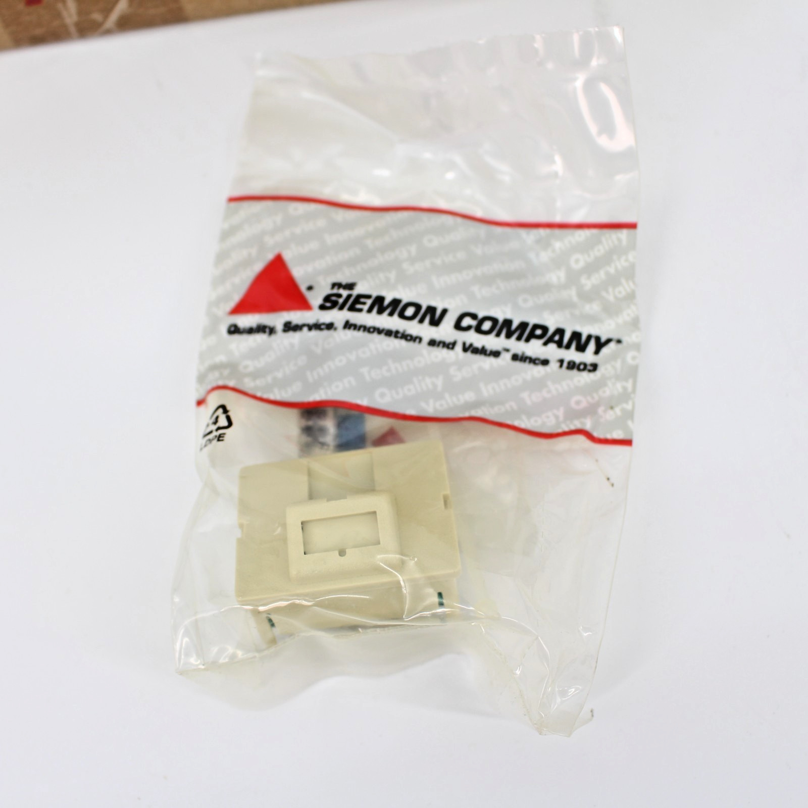 Lot of 13 NEW Siemon CT-5-A4-20 T568B CAT5E Outlet RJ45 Ethernet Jack