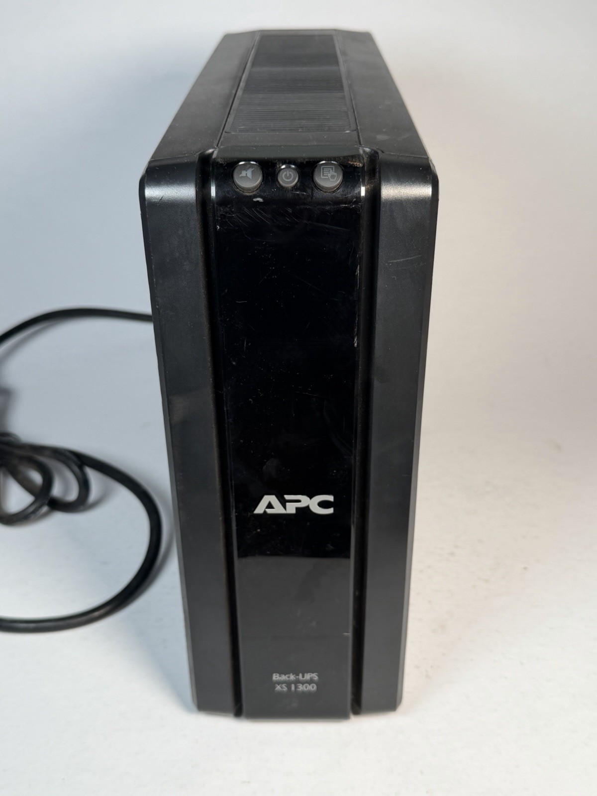 APC Back-UPS XS 1300 BX1300G 1300VA 780W UPS Tested Working No Battery