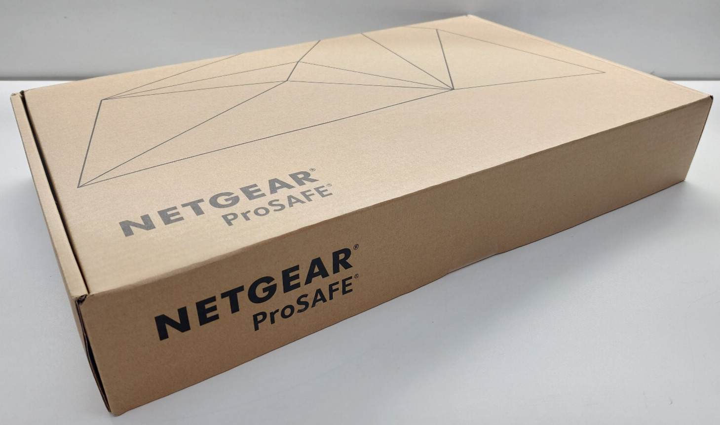 Netgear 28PT STKBL POE Smart Switch w/10G GS728TXP-100NES 606449102826