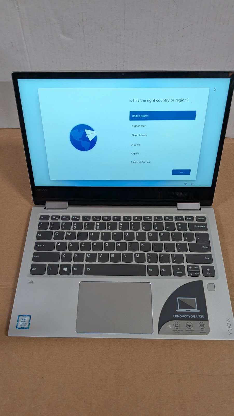 Lenovo IdeaPad Yoga 720-13IKB 13.3" FHD Touch I7-8550U 8GB 512GB WIN11P  with ac