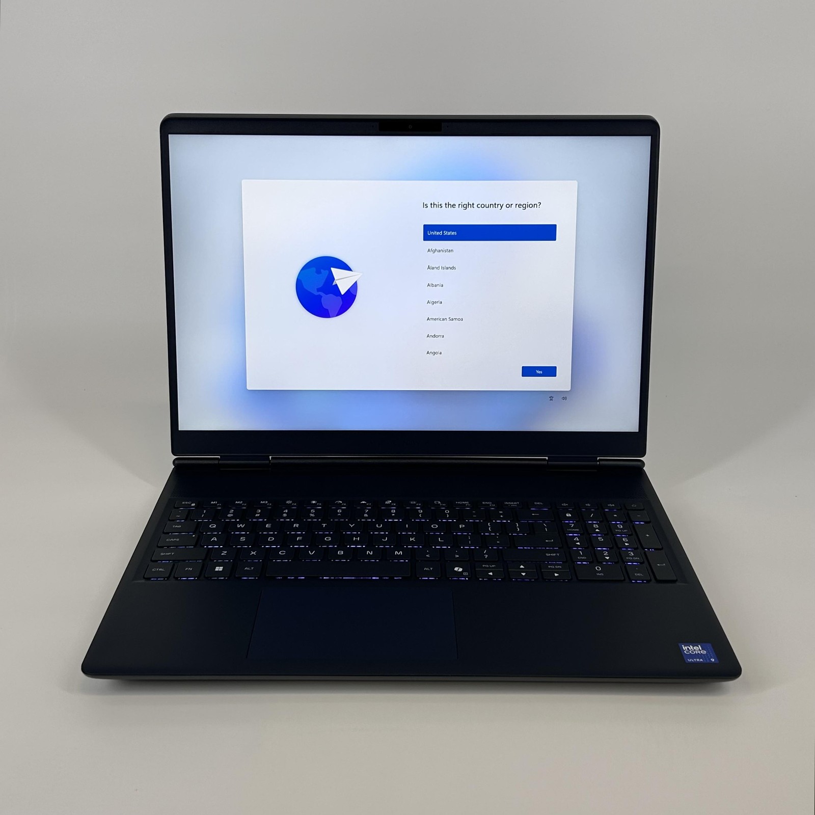 Dell Alienware 16X Aurora 240Hz QHD+ 2.7 GHz Ultra 9 275HX 32GB 2TB SSD RTX 5070