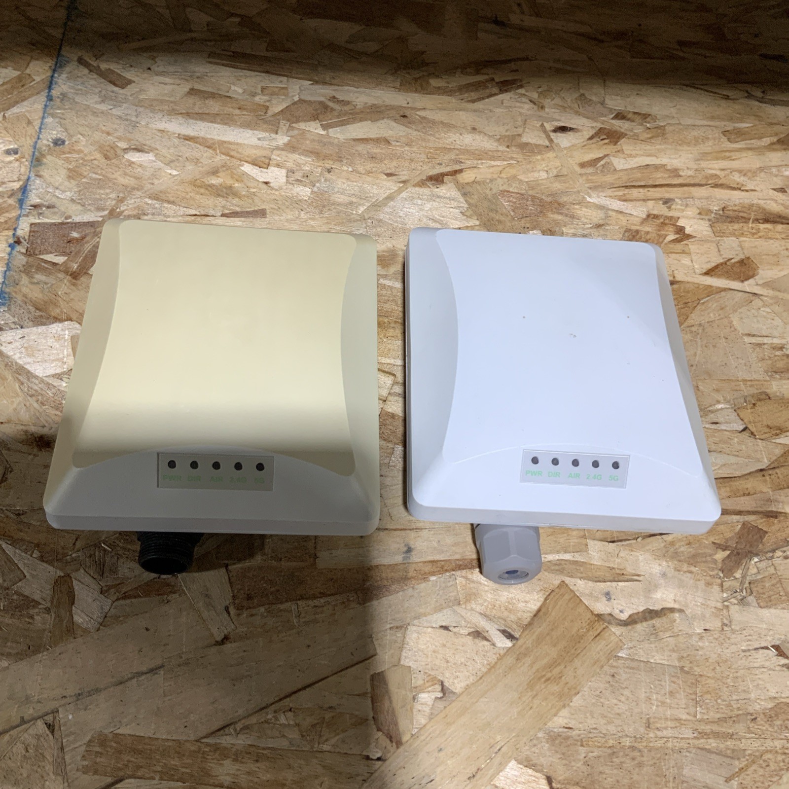 (Lot of 2)Ruckus 901-T300-US01 Wireless Zoneflex T300 Outdoor Access Points