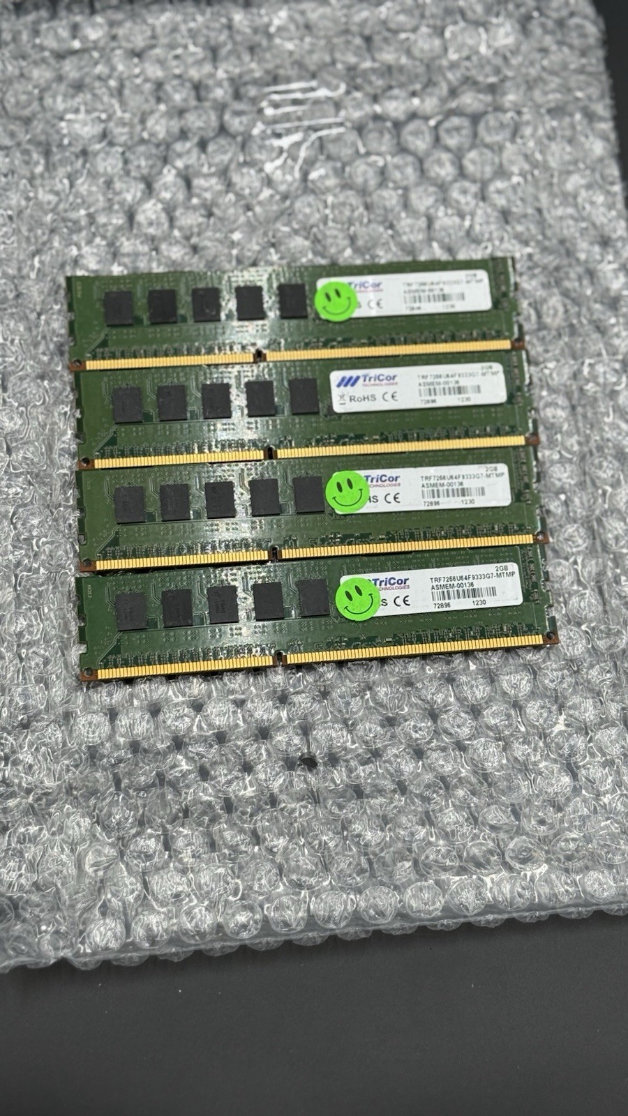 altex DDR3 DIMM RAM Kit 8GB (4x2GB) DDR3-1333 240-Pin AVF646U64F9333G1-MTMP