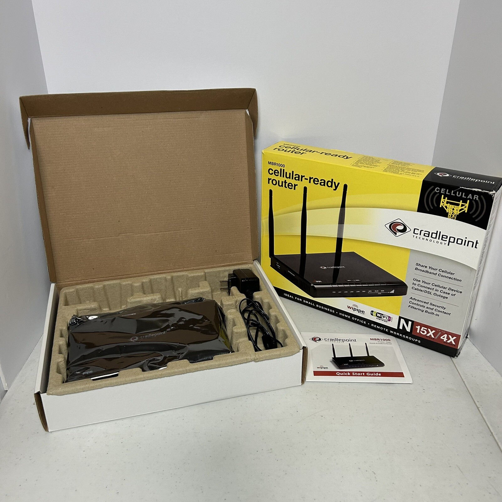 Cradlepoint MBR1000 3G/4G Mobile Broadband Router Cellular-Ready WiFi N