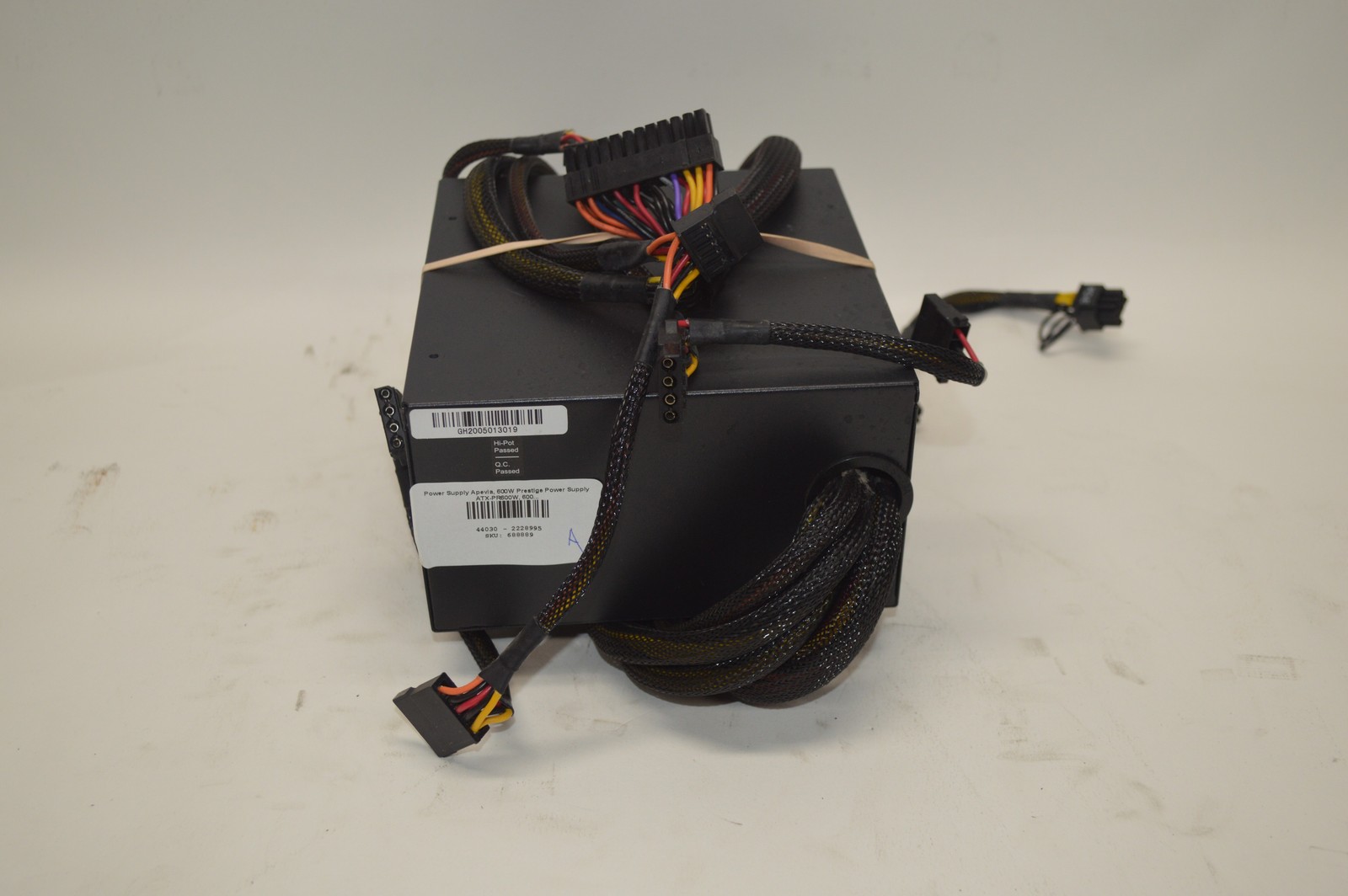 Apevia 600W Prestige Power Supply ATX-PR600W