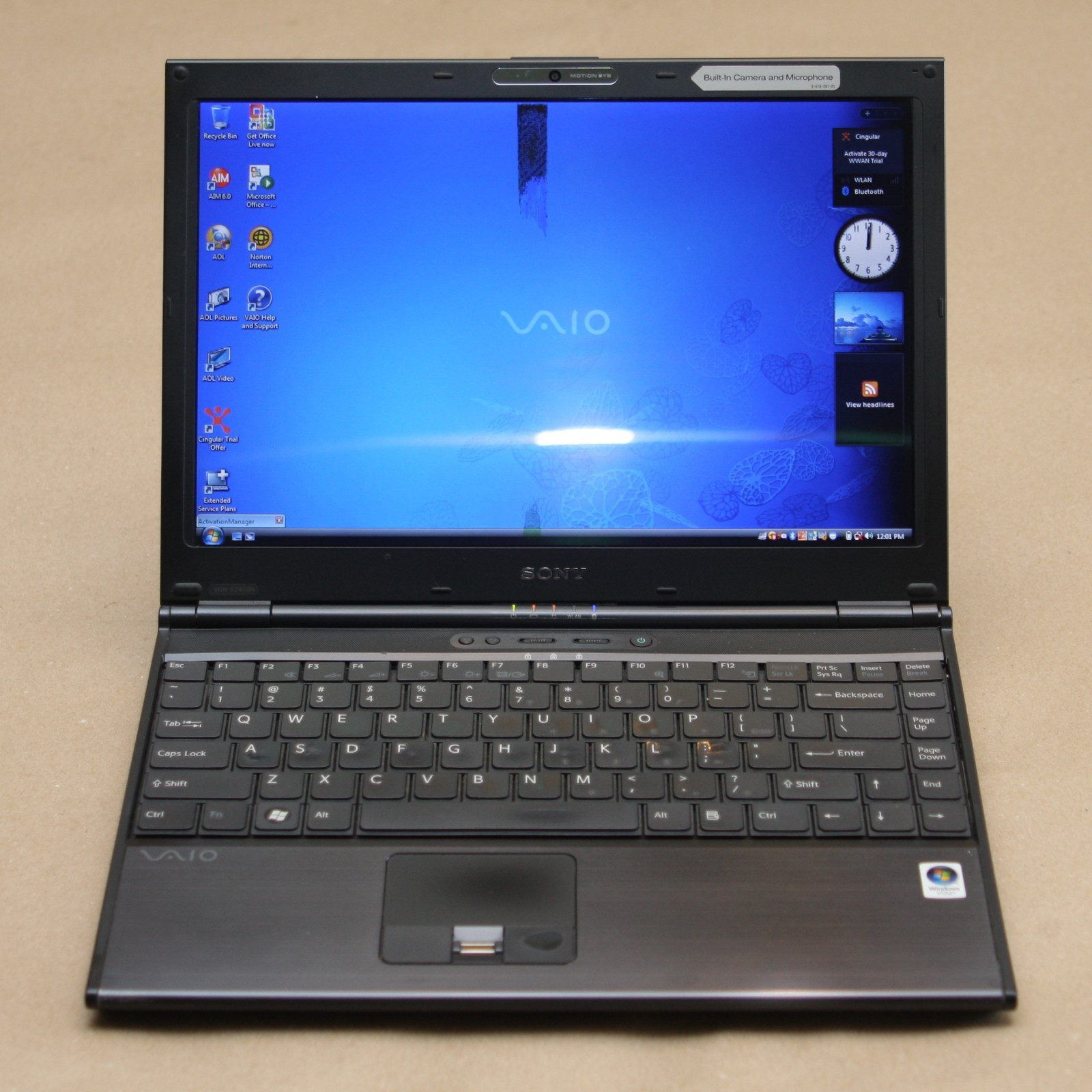 Sony VAIO VGN-SZ650N/C C2Duo T7500 GeForce 8400M GS 320GB HDD 2GB RAM Vista Bus.