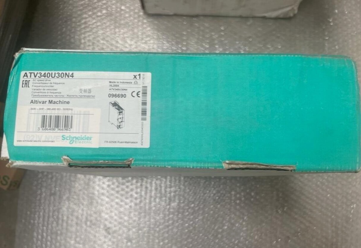 New Genuine New In Box Schneider ATV340U30N4 Inverter fedex or DHL