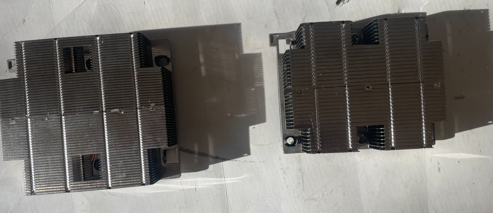 DELL PCV7W and DFWFN PowerEdge M640 CPU 1 and 2 Heatsinks with CPU carrier