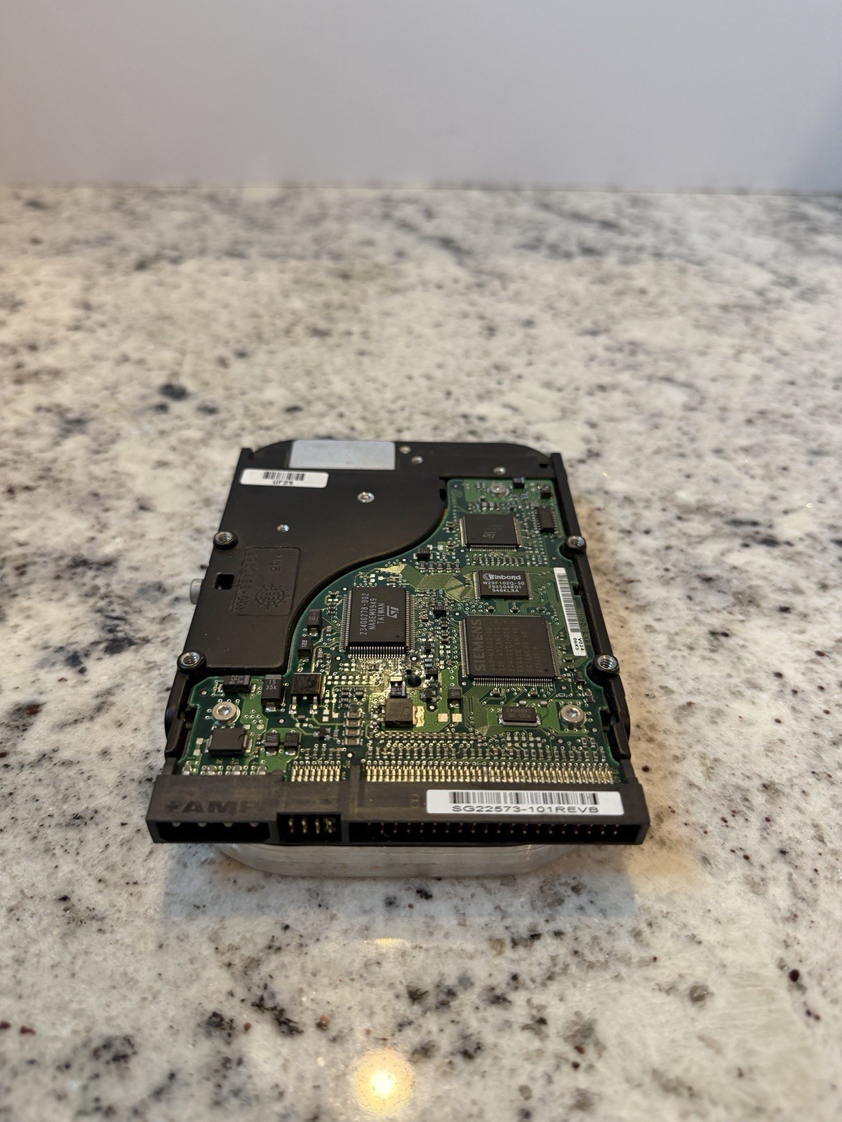 Seagate IDE PATA 3.5" Hard Drive SG22573-101 REV B Untested Parts/Repair