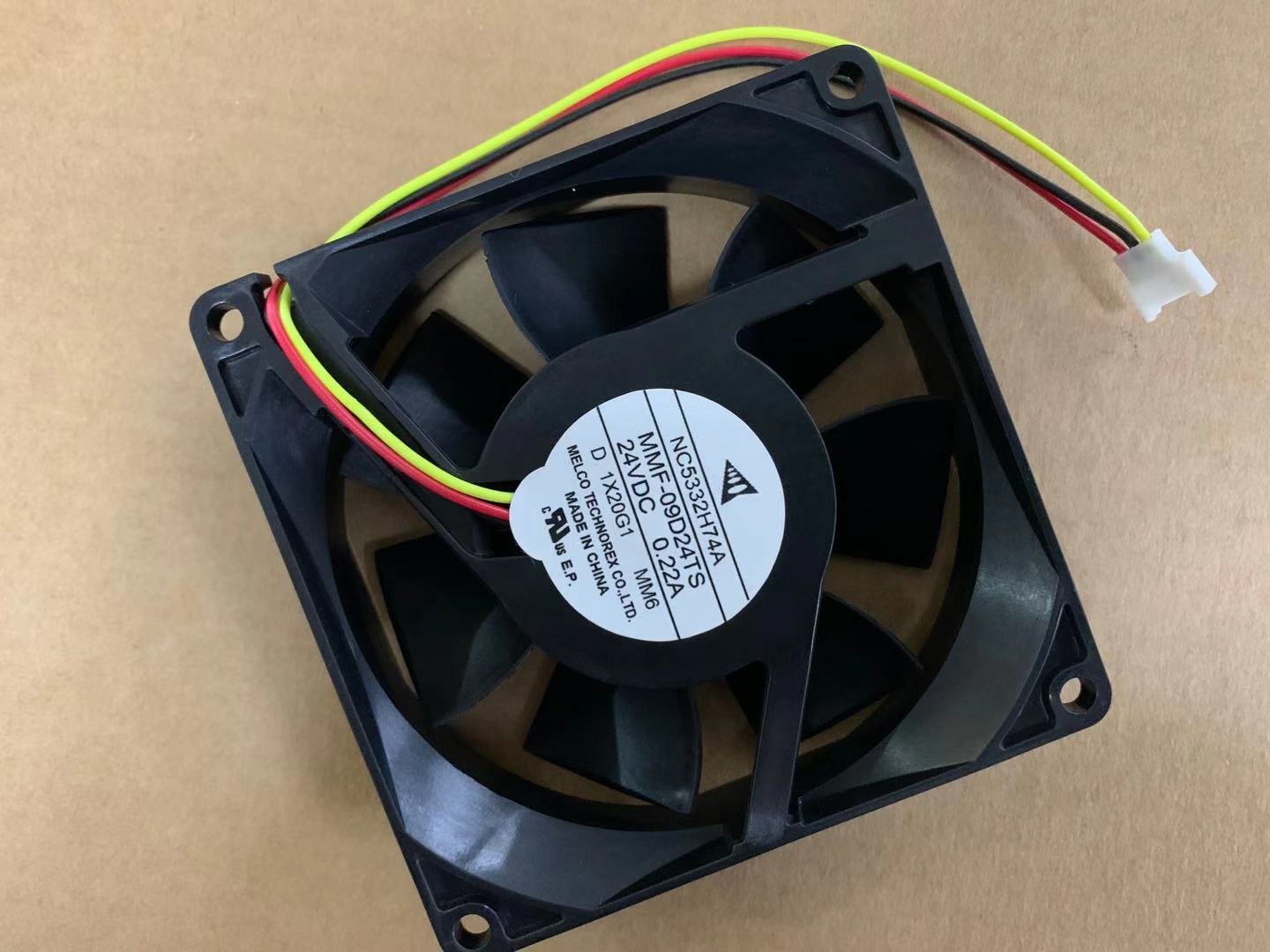 1pcs MITSUBISHI NC5332H74A 24VDC 0.22A MMF-09D24TS-MM6 cooling Fan 90*90*25mm