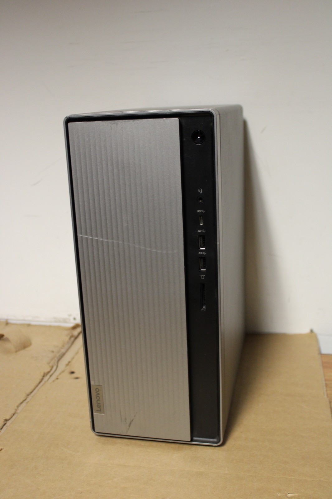Lenovo IdeaCentre 5 i5-10400 6-Core 4.30Ghz/16Gb/512Gb Nvme SSD/Wifi/Win 11 H V1