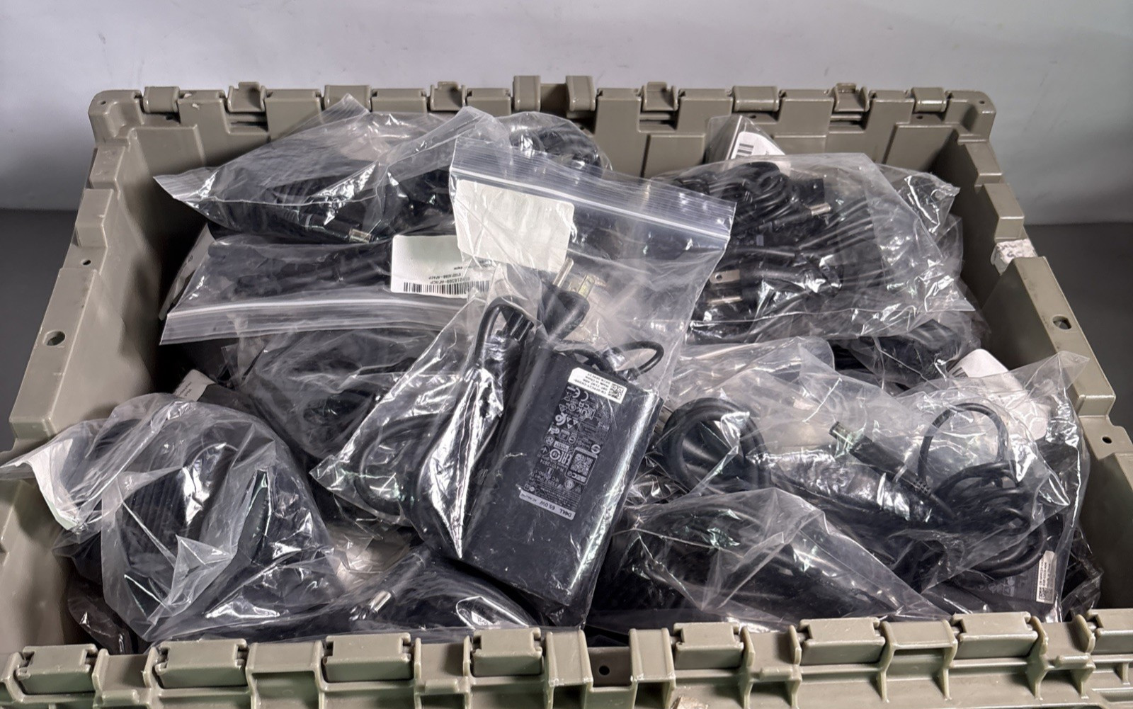 Lot of 45x Dell HA65NM130 65W Laptop Charger Barrel Adapter
