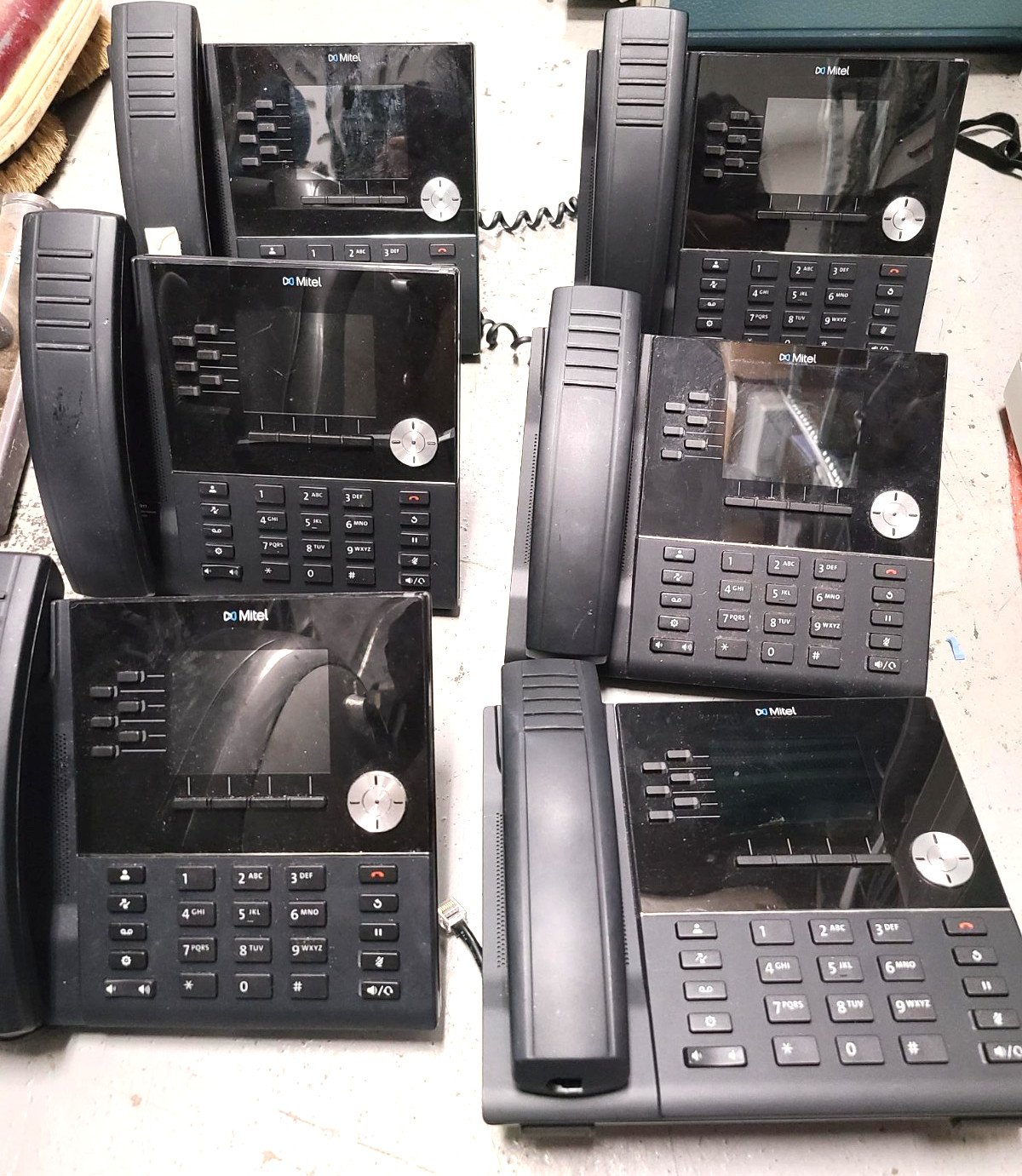 Lot of (6) Mitel 50008266 MiVoice 6920 IP Phones w/ Handsets & Stands