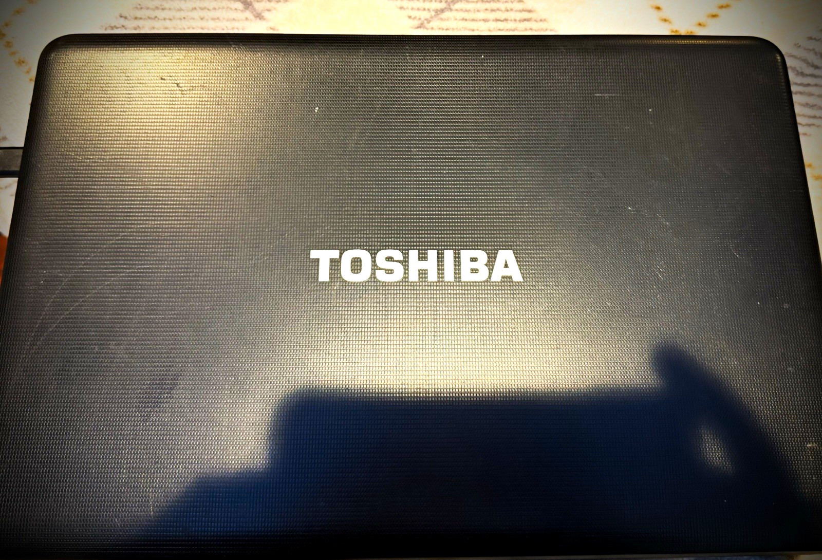 Toshiba Satellite C875-S7304 17.3" i3-3110M 2.40GHz 16GB 466GB HDD W10