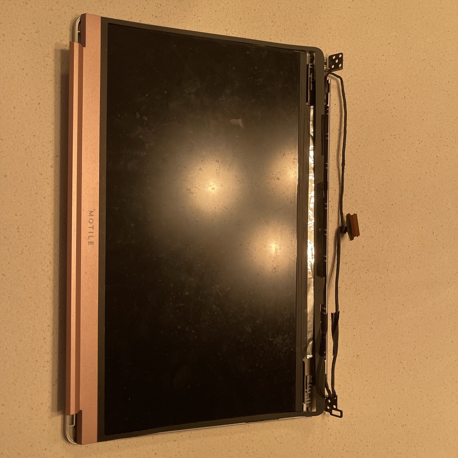 PMARP4FA10-9011 GENUINE MOTILE LCD BACK COVER M141 part only sold as is