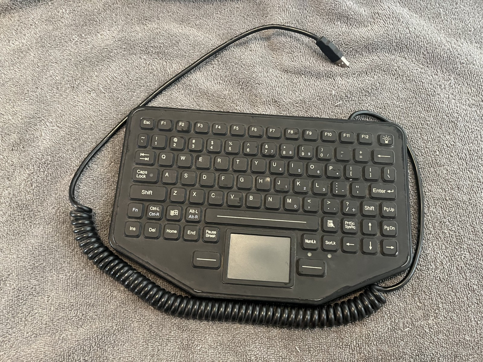 iKey SB-87-TP-M-USB-COILED SKINNYBOARD Slim USB Mobile Keyboard w/Touchpad