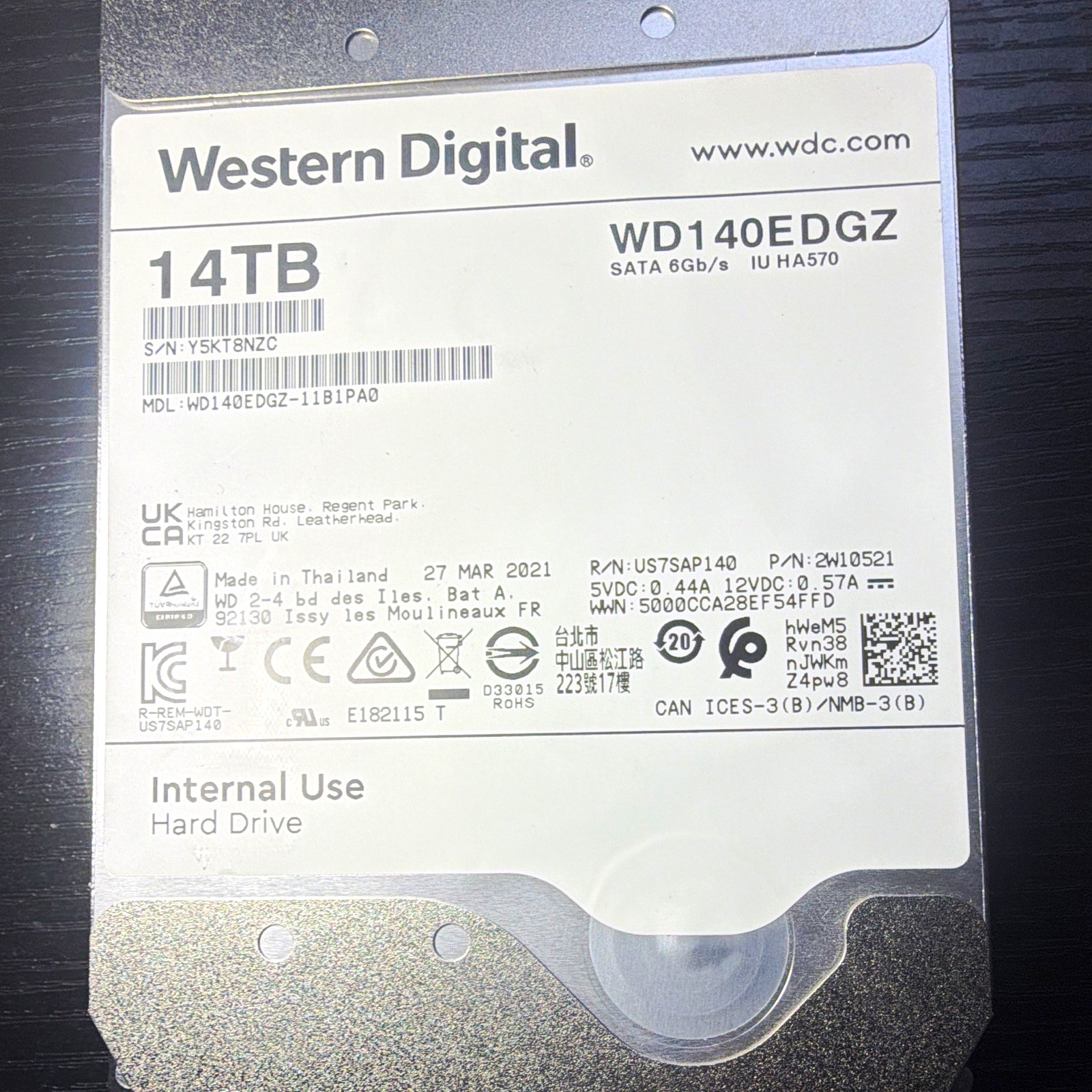 Western Digital Ultrastar WD140EDGZ 14TB 3.5" SATA 6Gb/s 7200RPM 512MB