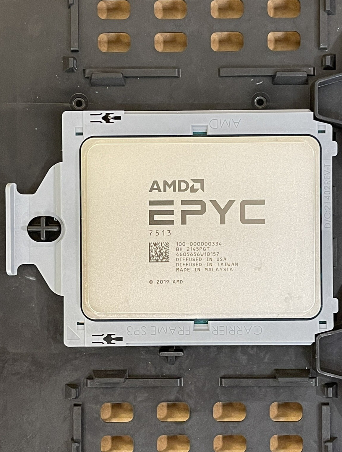 HPE AMD EPYC Milan 7513 Processor CPU 32 Core 2.6GHz 200W PCI-e 4.0 128MB L3