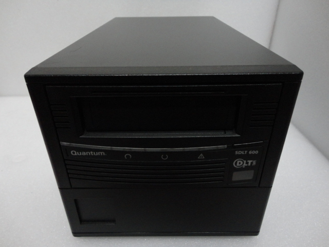 Quantum SDLT600 External Tape Drive TR-S34BX-EY 70-85341-05 SDLT 600