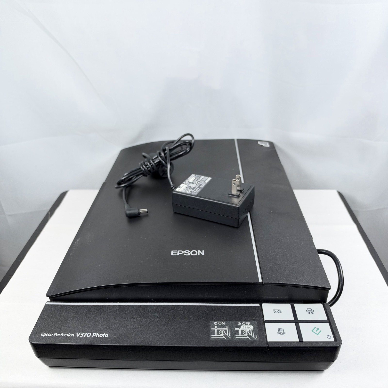 Epson Perfection V370 Photo Flatbed Scanner with Original Cable / WORKS / Tested