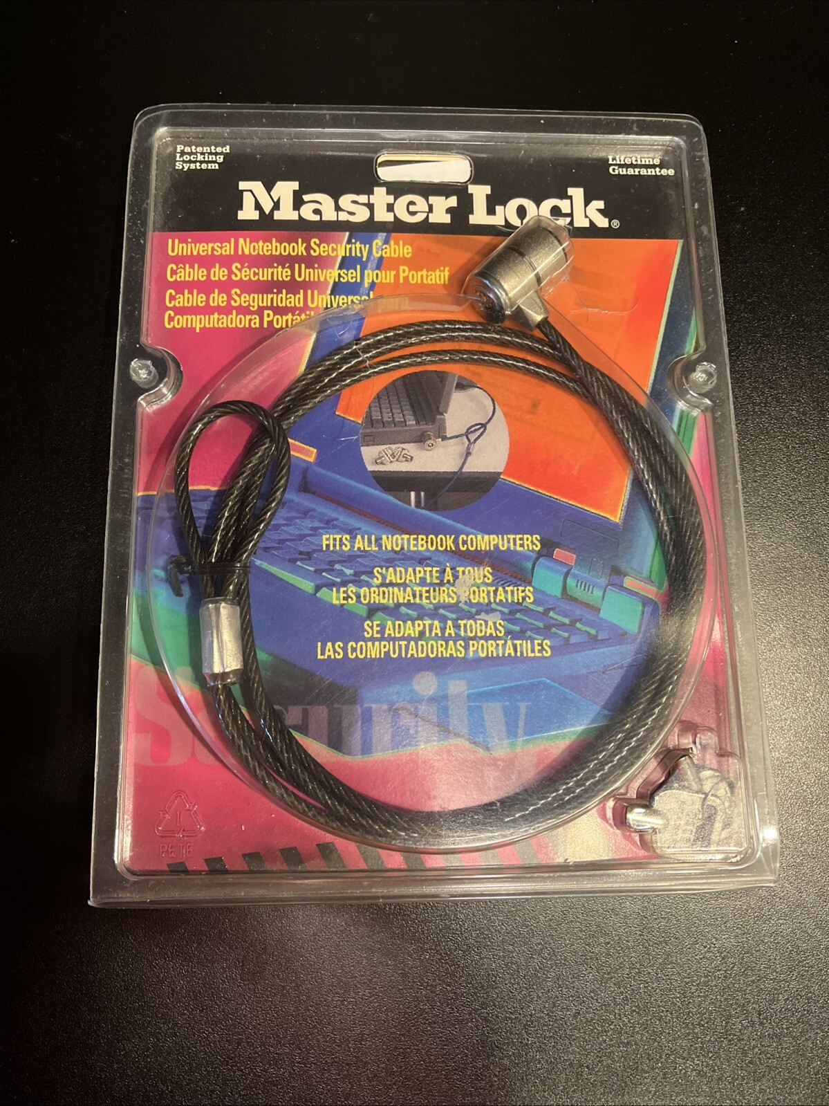 Master Lock 64032 Kensington Universal Notebook Laptop Security Cable w Two Keys