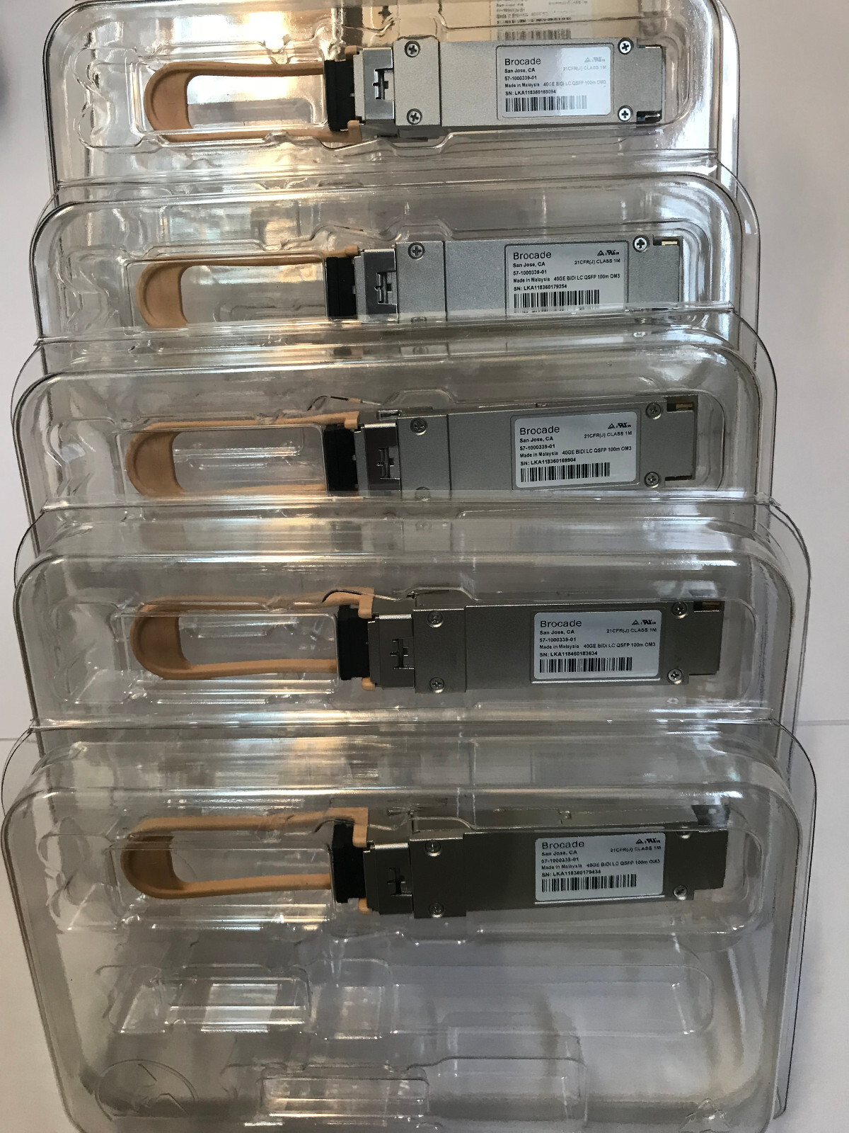 Brocade 57-1000339-01 40GE BiDi LC QSFP 100m Ethernet VDX6740 VDX6940 SX6