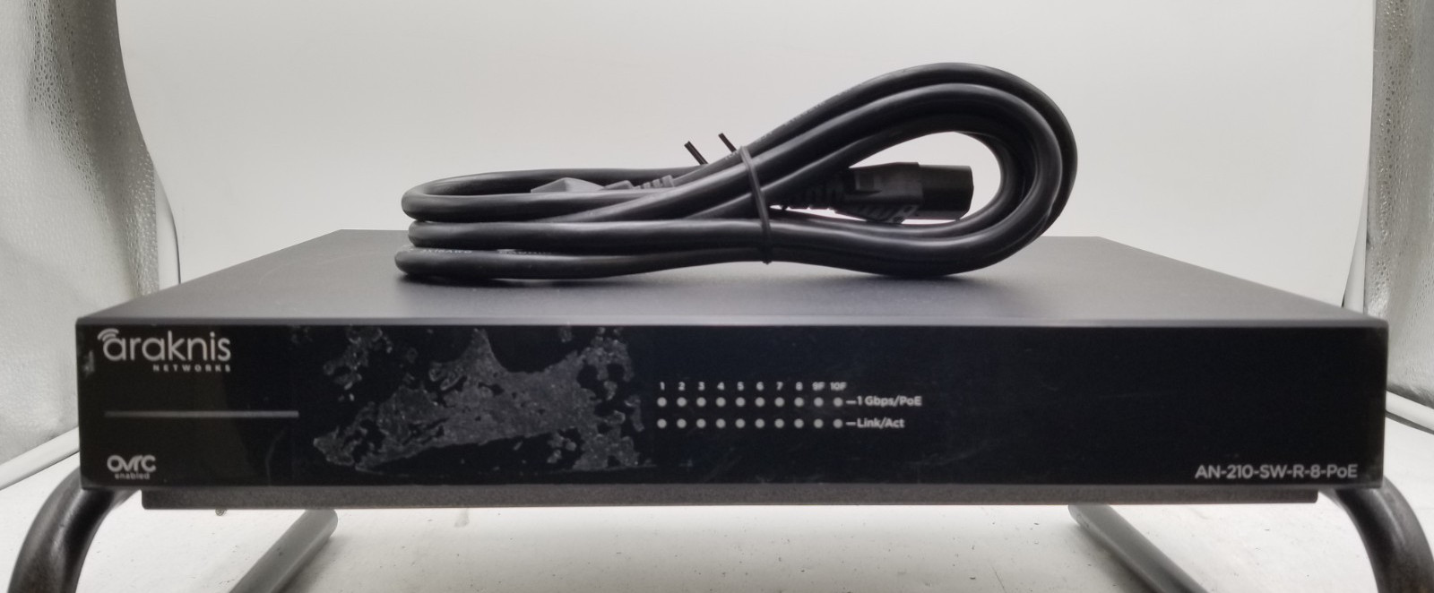 Araknis Networks AN-210-SW-R-8-PoE Gigabit Managed Switch – 8-Port PoE