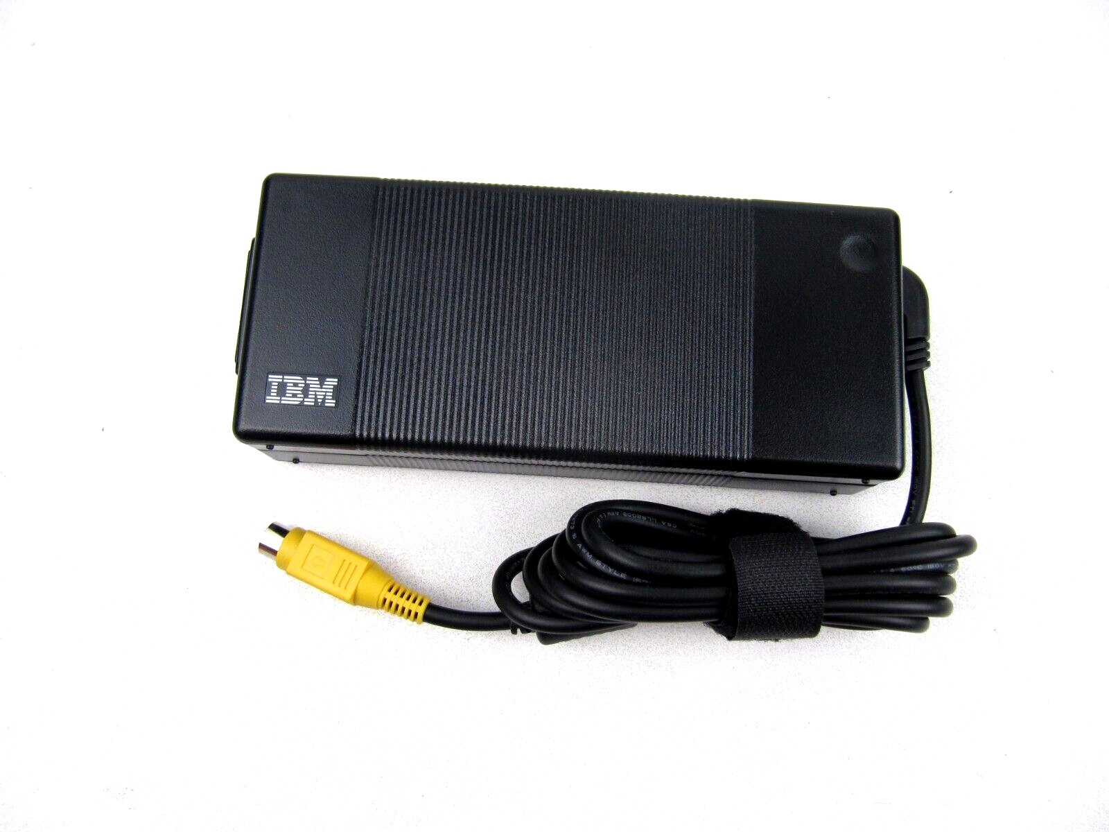 IBM PA-1121-061 02K7093 Power Adapter 16V 7.5A Genuine Original