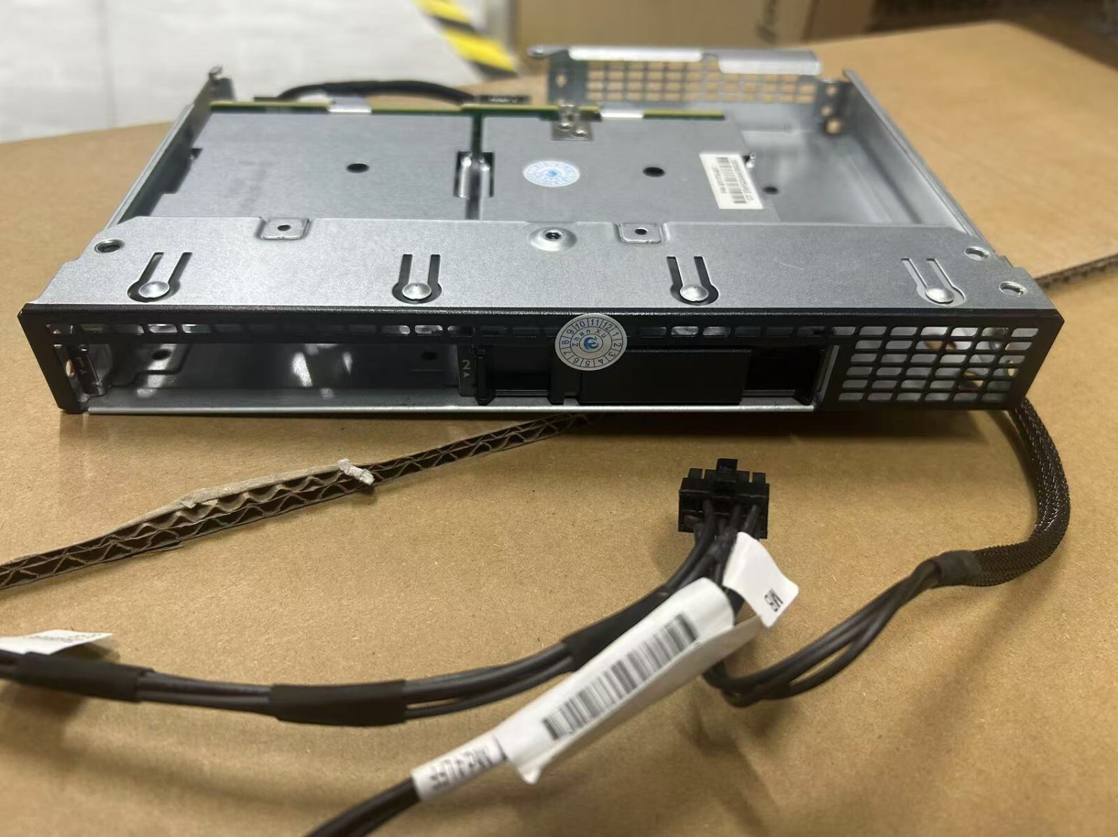 HPE 867805-B21 DL380 Gen10 8LFF 2SFF SAS/SATA 871774-001