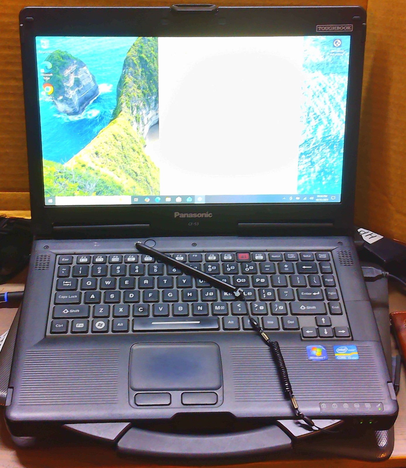 Panasonic Toughbook CF-53 14" touchscreen i5-2.5GHz NO HDD/SSD, No caddy, NO RAM