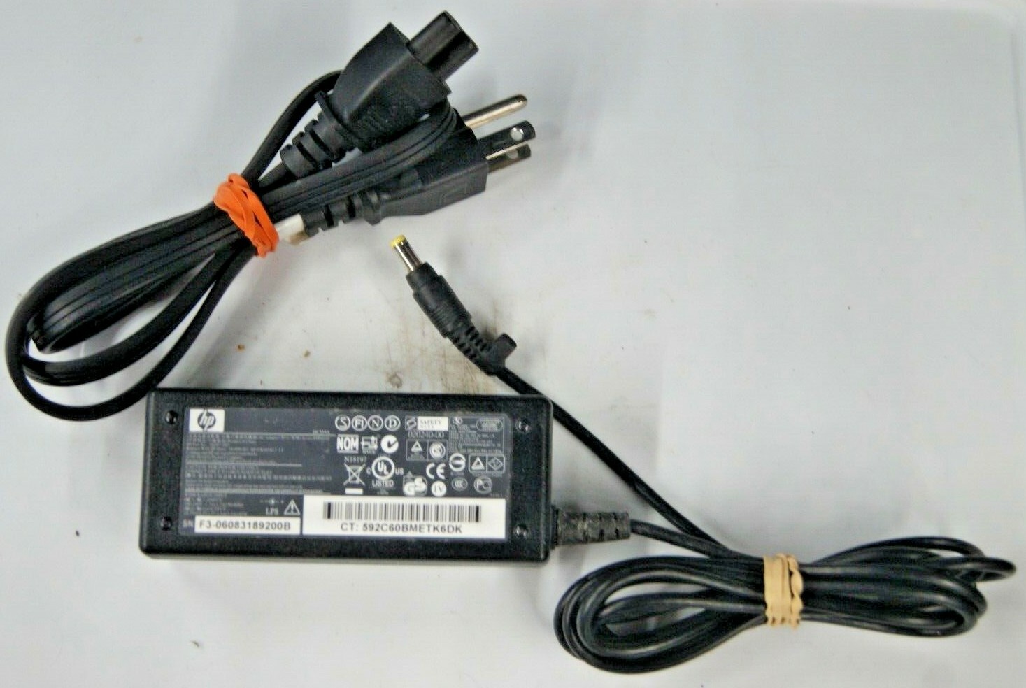 HP Brand Laptop Charger AC Power Adapter 380467-003 18.5V 3.5A 65W