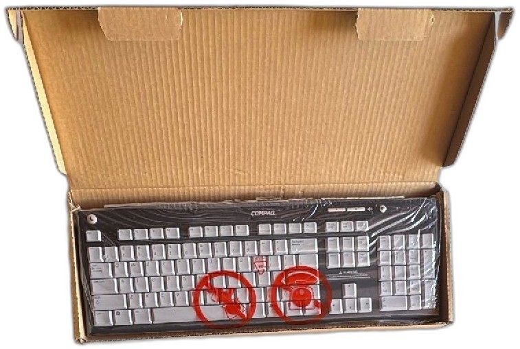 Compaq Model 5137 PS2 Wired Keyboard Black White Vintage Windows Media