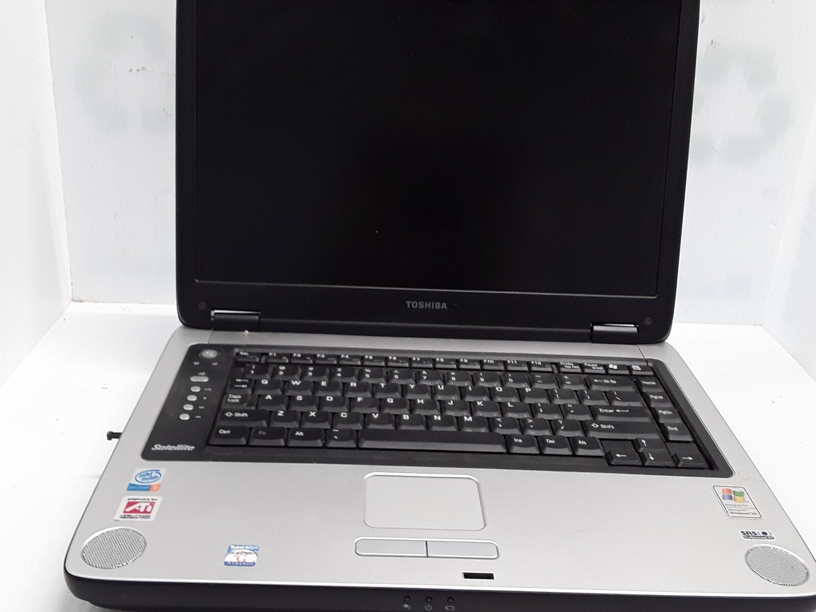 Toshiba Satellite A75-S206