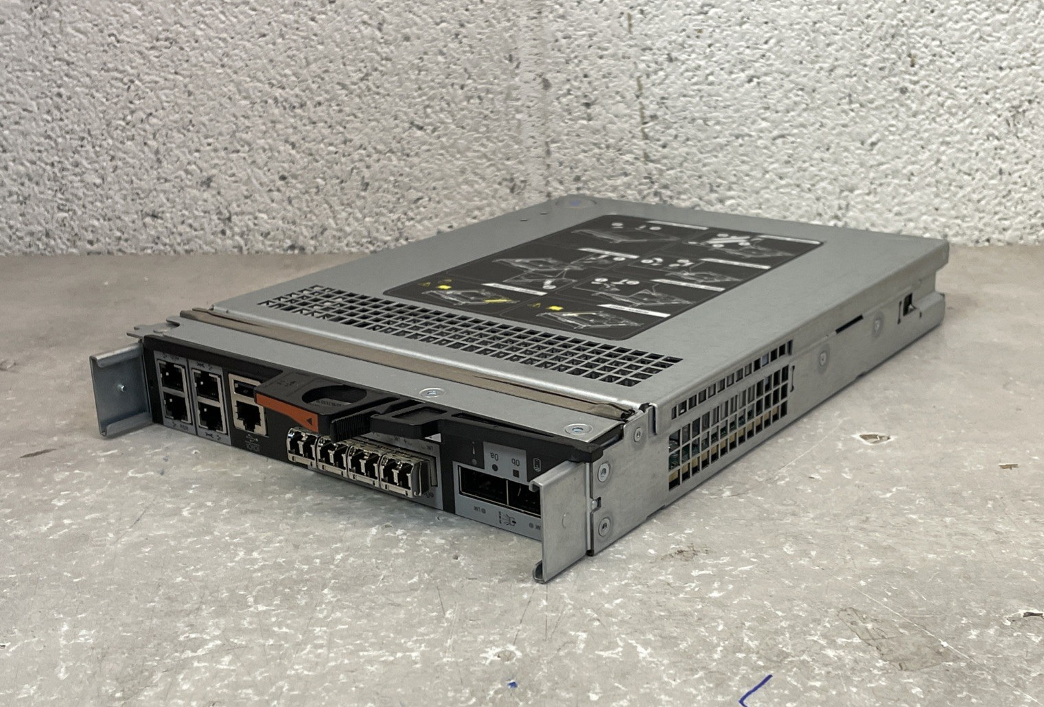 NetApp FCWWN SASWWN Controller Module | 111-01324+C0