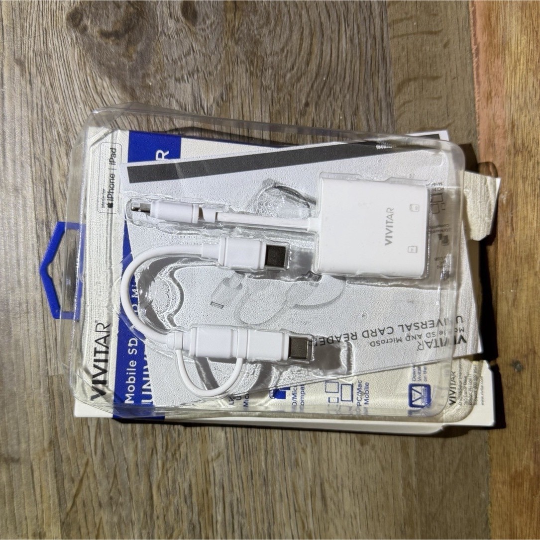 Vivitar 6in Portable USB to USB-C & Micro USB 1:2 Charging Cable, White